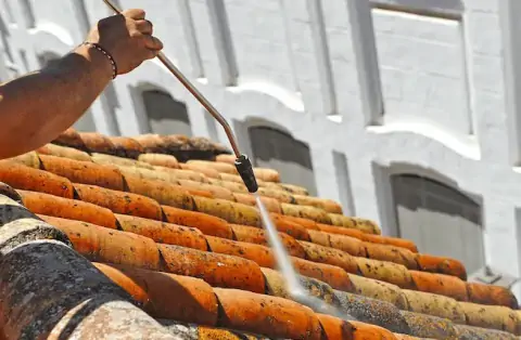 Nettoyage de toitures - Savoie